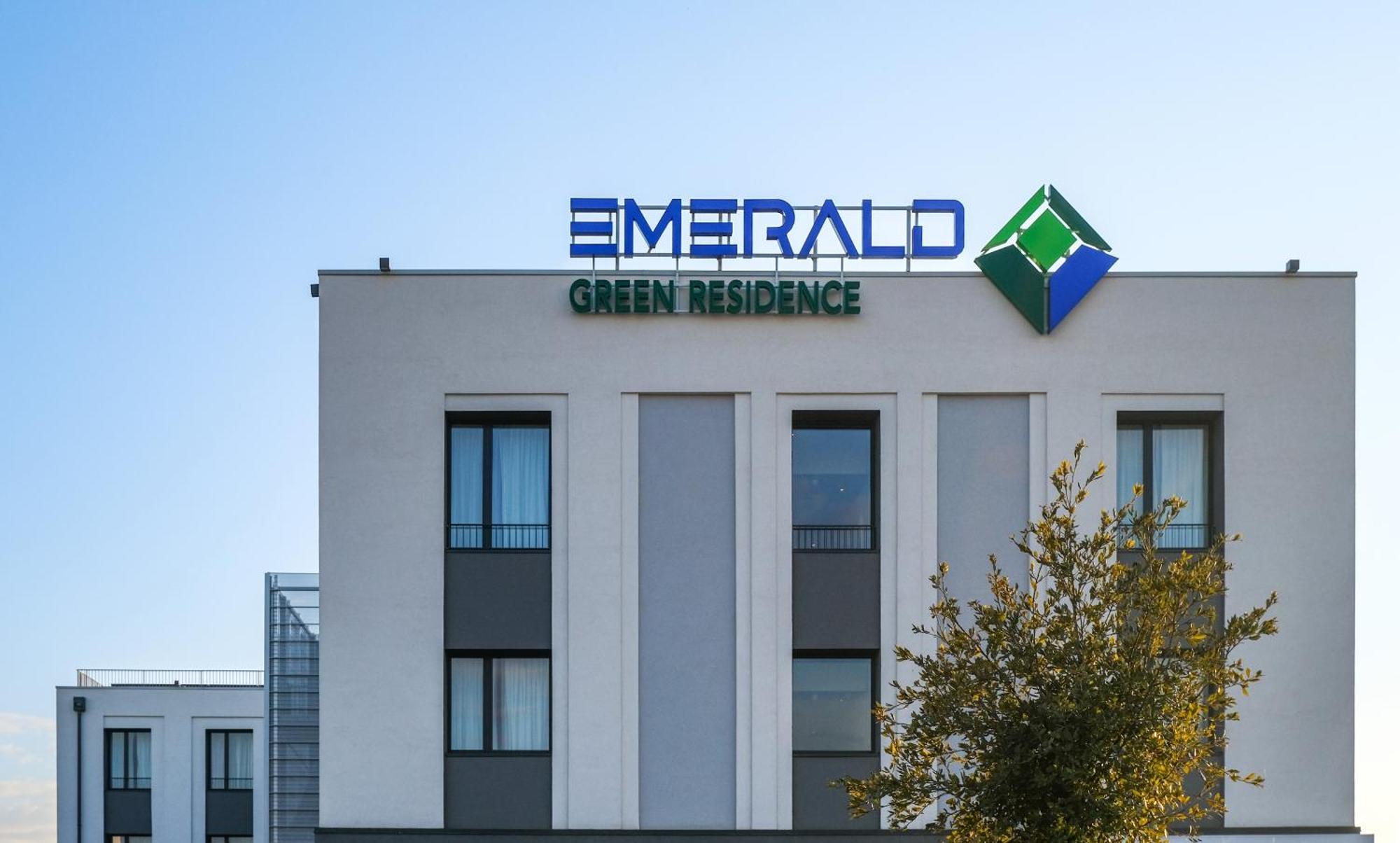 Caldiero Emerald Green Residence מראה חיצוני תמונה