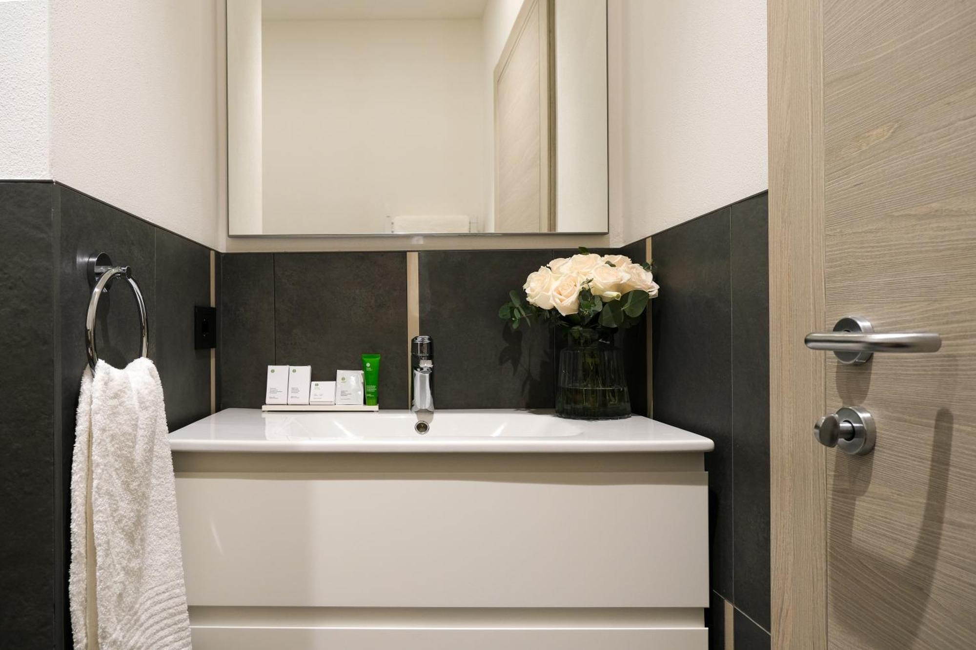 Caldiero Emerald Green Residence מראה חיצוני תמונה